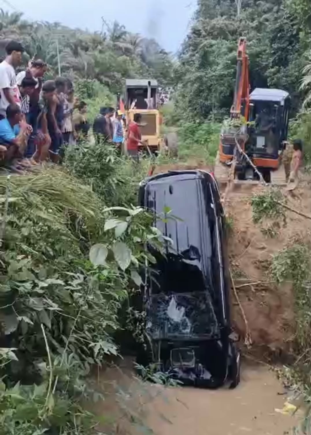 Laka Tunggal di Tanjakan Curam Bukit Akap, Tiga Orang Meninggal Dunia