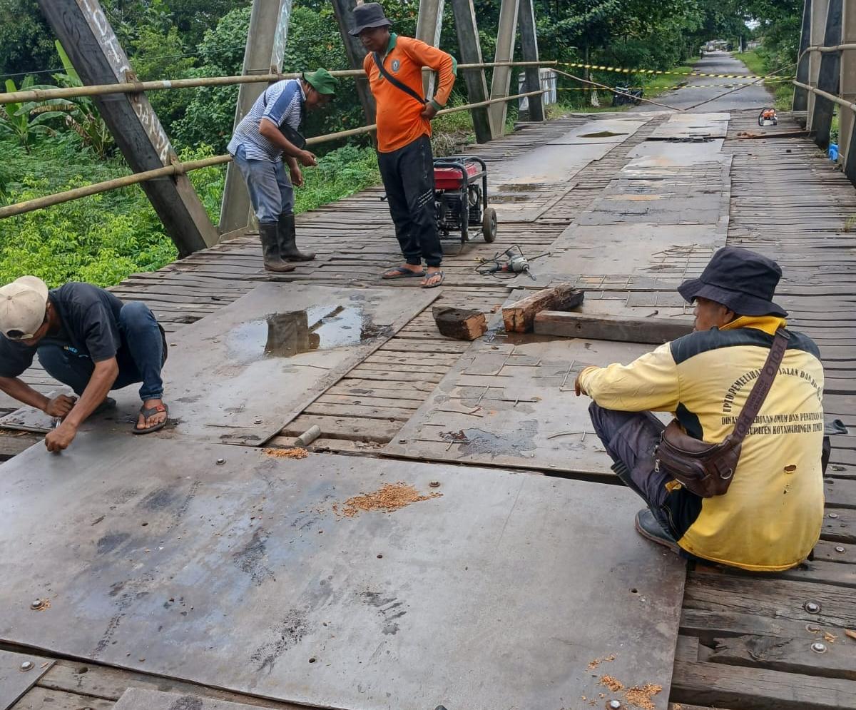 Perbaikan Jembatan Patah Hanya Tambal Sulam, Kerusakan Dipicu Tonase dan Pencurian