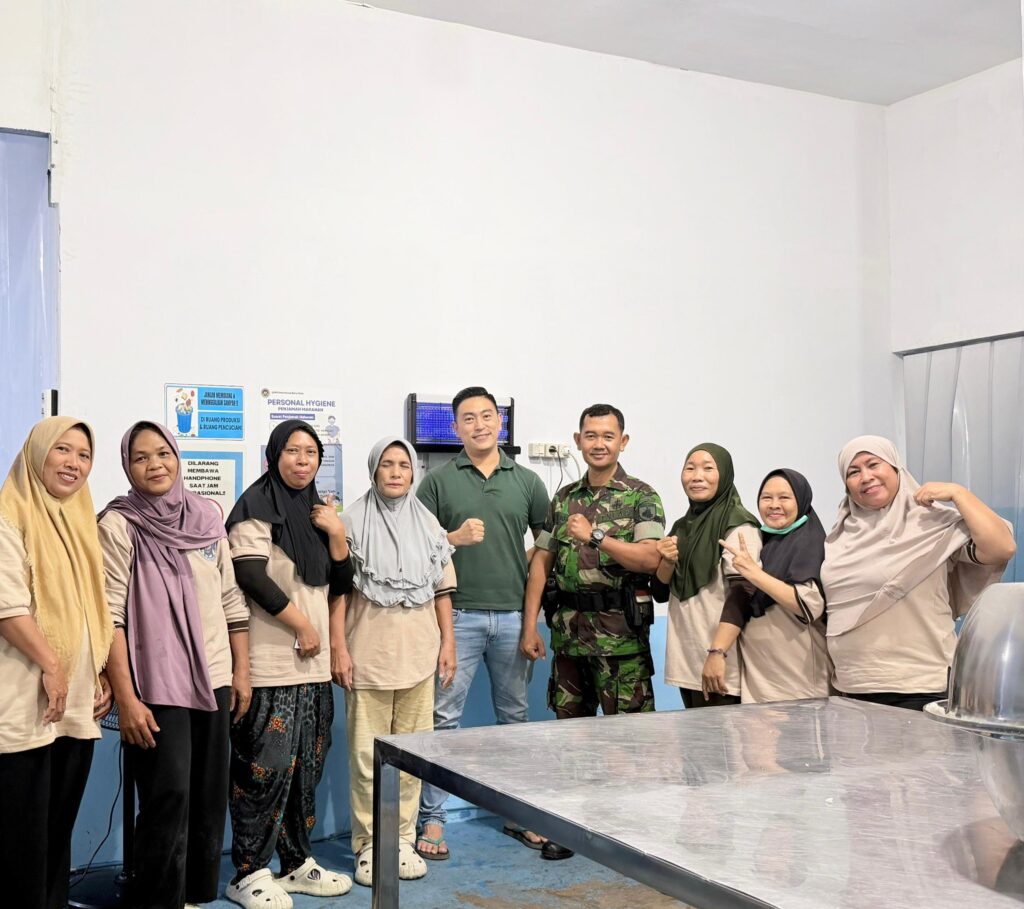 Relawan SPPG Yos Sudarso Sampit Akui Program MBG Ringankan Beban Ekonomi