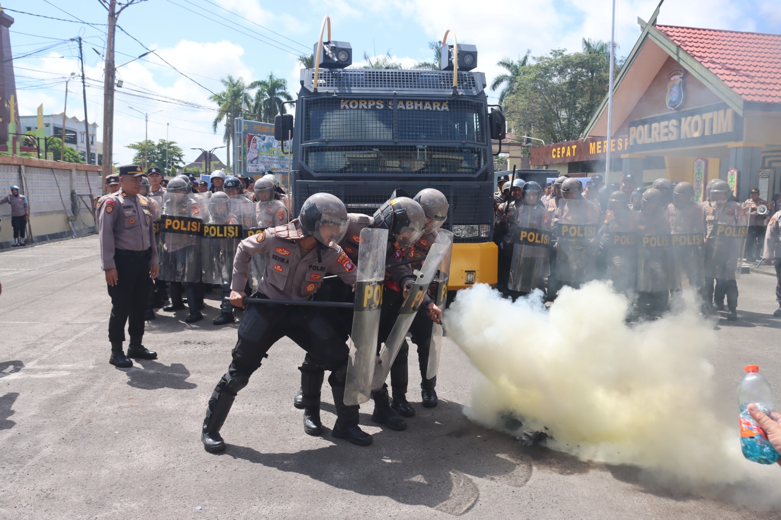 Hadapi May Day 2026, Polres Kotim Gelar Latihan Sispamkota: Personel Dituntut Siap Fisik dan Mental