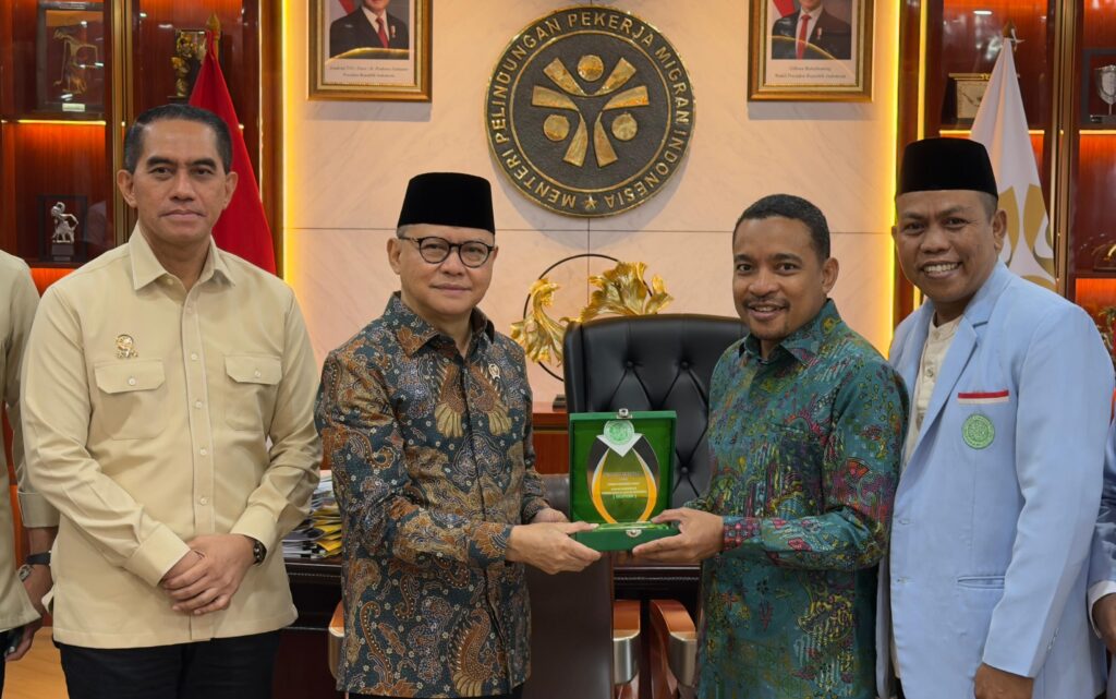 Perkuat Perlindungan Pekerja Migran, Menteri Mukhtarudin Sambut Audiensi DPP BKPRMI Jelang Rapimnas II