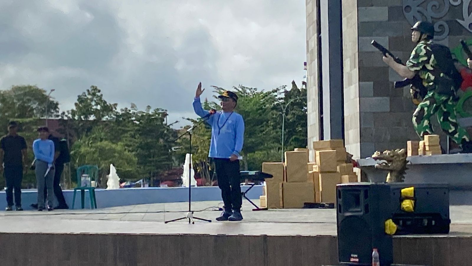 Gubernur Agustiar Legalkan Demo, Tapi Sentil Aksi Tanpa Tujuan