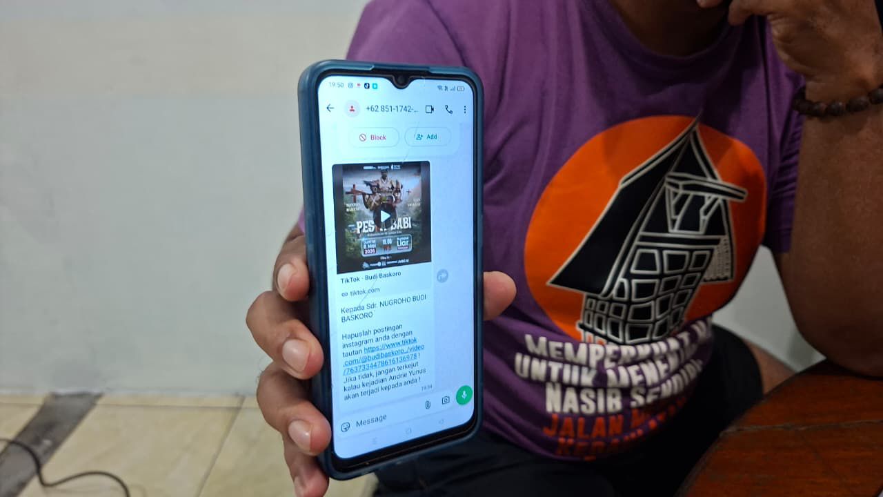 Unggah Flyer Nobar Film Pesta Babi, Jurnalis Kalteng Diteror Disiram Air Keras